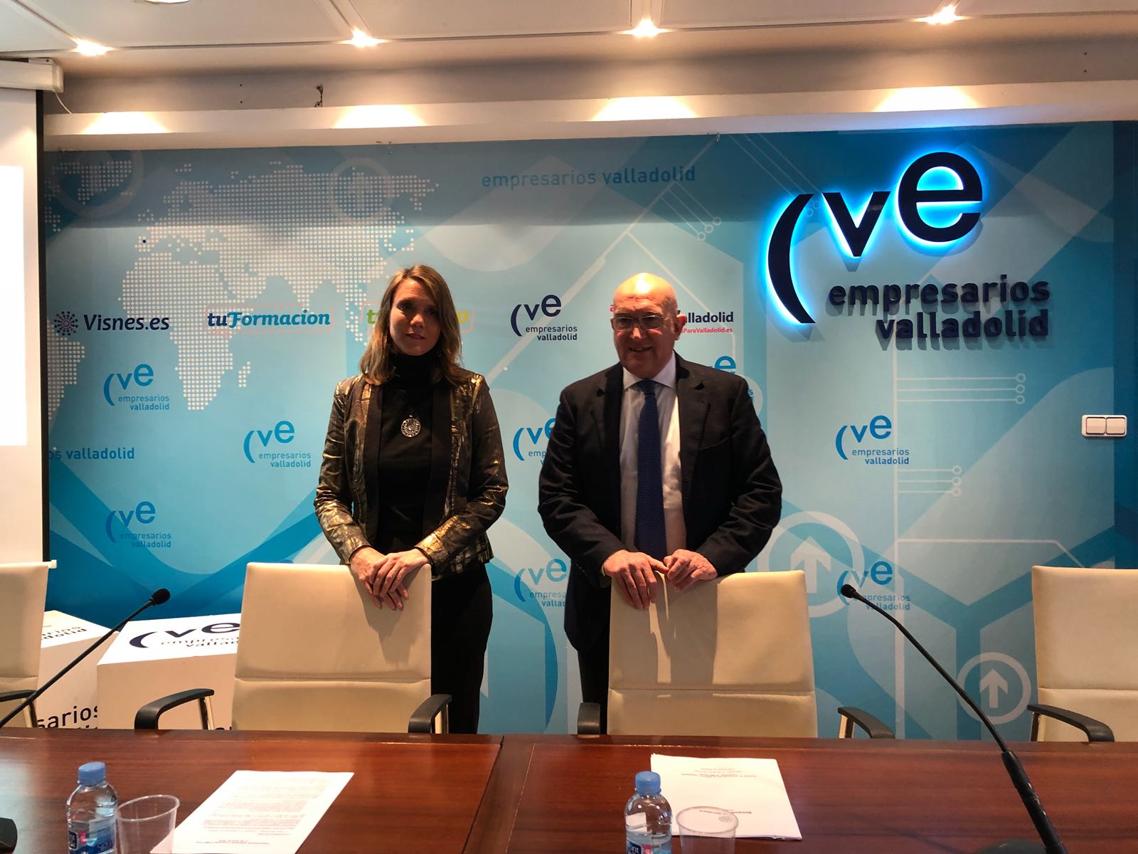 Angela de Miguel y Jesus Carnero presidente de la Diputación de Valladolid