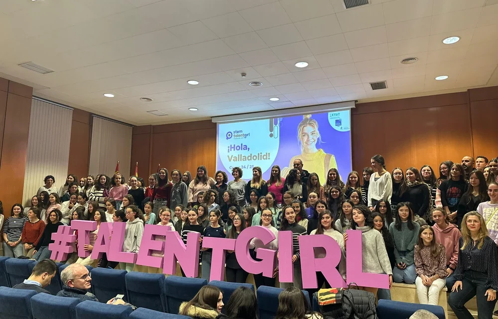 La Junta y la Fundación ASTI fomentan un nuevo curso del proyecto educativo STEM Talent Girl con 175 alumnas de Valladolid