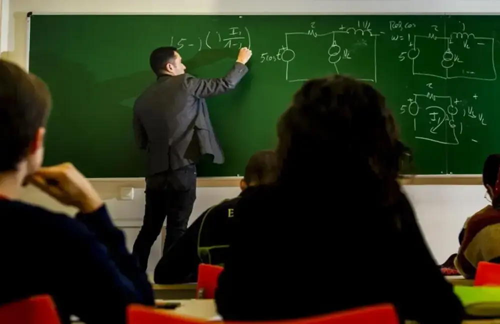 Imagen de archivo de una clase en la UVa. - Foto: Jonathan Tajes
