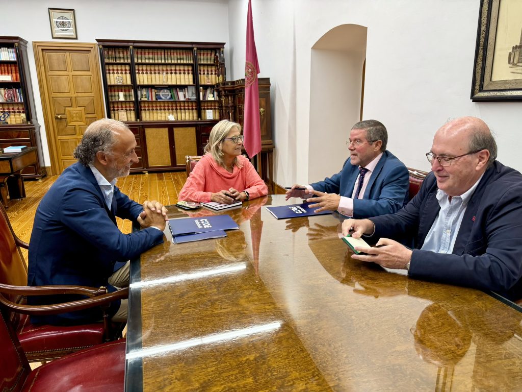 Reunión con Universidad de Valladolid