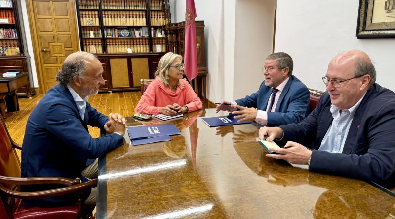 Reunión con Universidad de Valladolid